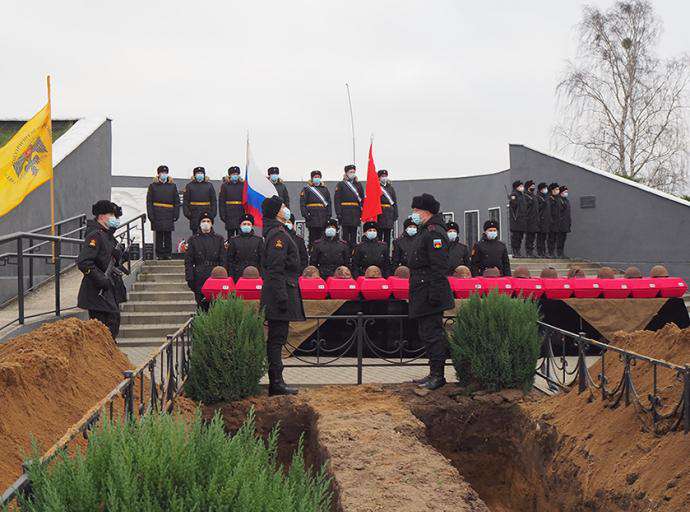 Вспомним поимённо 